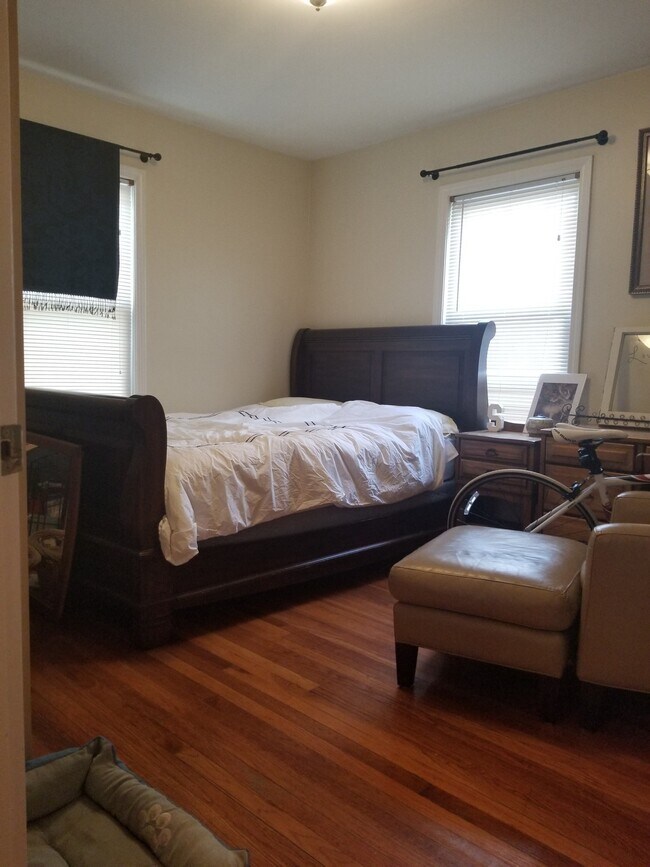 61 Putnam St Unit 1, Somerville, MA 02143 Condo for Rent in