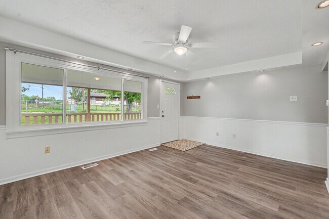 Foto del edificio - Cute and Cozy 3 Bed 1 Bath Home