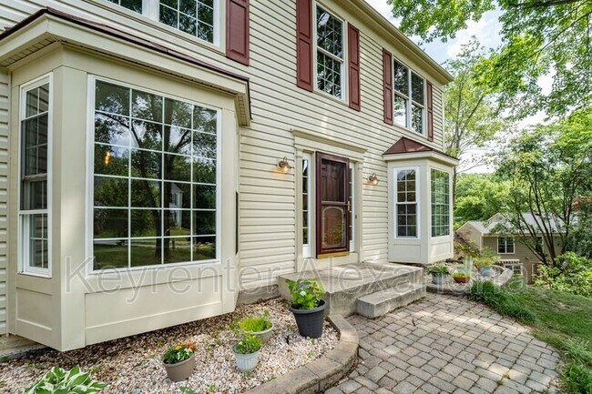 Foto del edificio - 13183 Oak Farm Dr