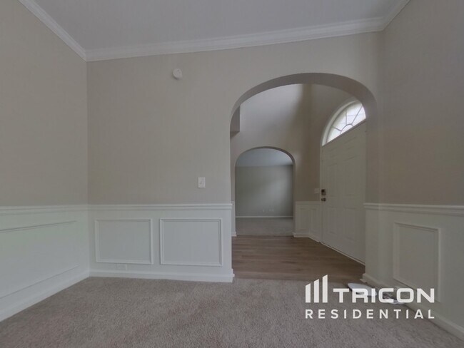 Foto del edificio - 5092 Huntcrest Dr SW