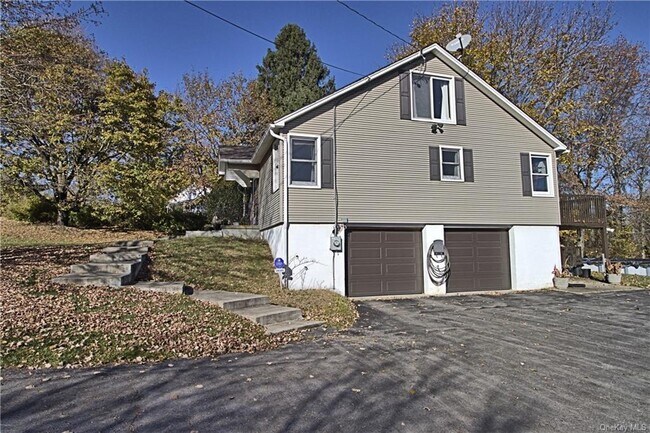 Building Photo - 1810 NY-32