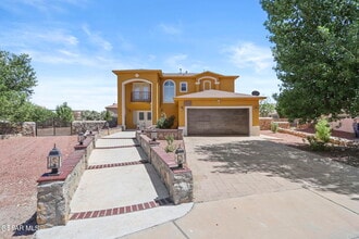 Building Photo - 5900 Anapaula Dr
