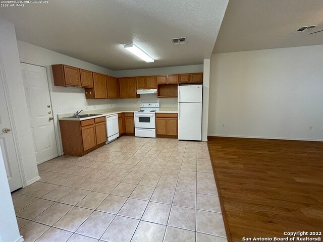 Building Photo - 3850 Maverick Crk Rd