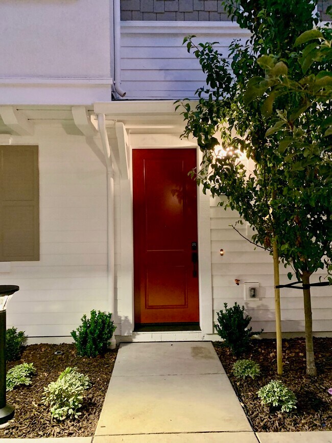 Foto del edificio - 1528 Coffee Berry Ln
