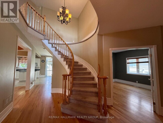 Building Photo - 1111 Lichen Ave