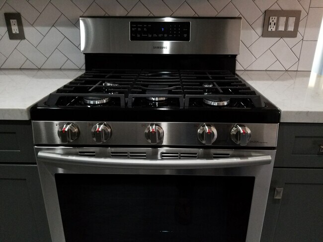 Foto del edificio - 1712 Colby Ave