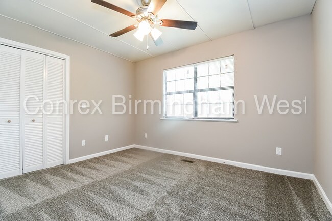 Foto del edificio - 990 Stowe St