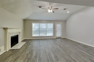 Building Photo - 8823 Stoney Bend Dr