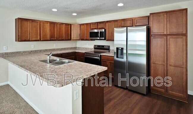 Building Photo - 4481 Civic Wy