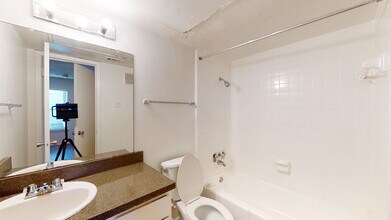 Interior Photo - Addison Apartments at the Park