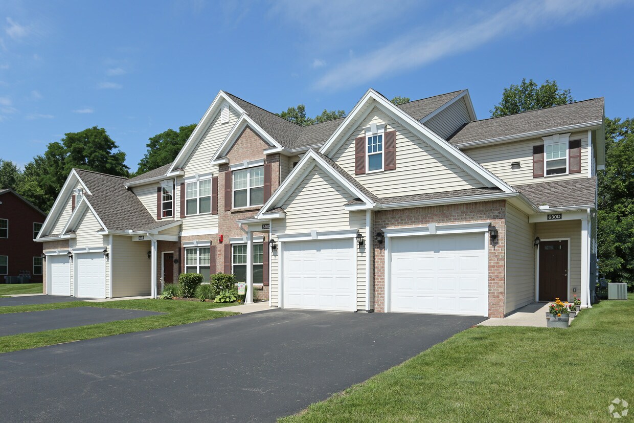 The Preserve At Wood Creek Apartments Webster Ny Primary Photo The Preserve At Wood Creek
