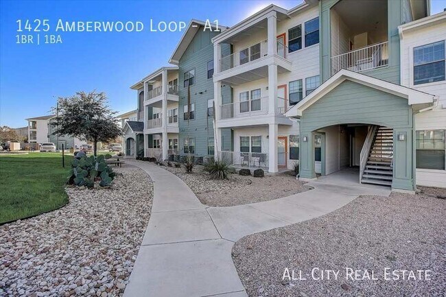 Building Photo - 1425 Amberwood Loop