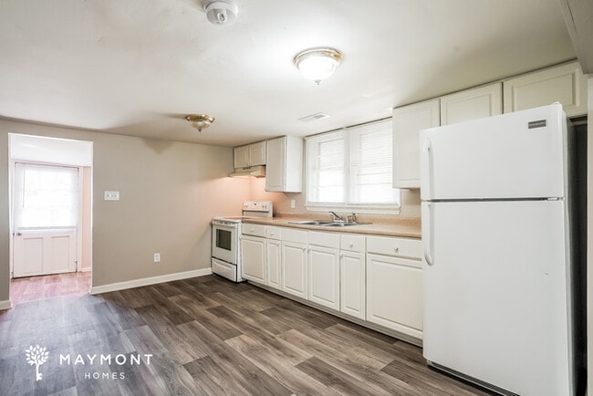 Building Photo - 208 Bagwell St