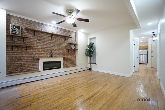 Building Photo - 310 Patchen Ave