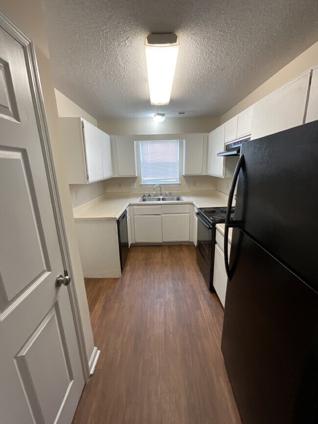 Foto del edificio - Nice 3 Bedroom, 2 Bath Home - 3115 Belmont...