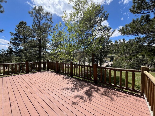 Building Photo - Great Home in  Central Evergreen!!