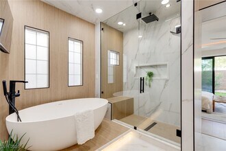 Building Photo - 12024 Whitehills St