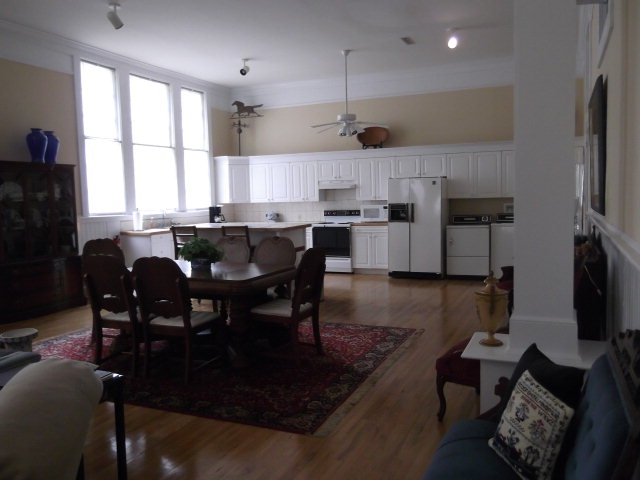 Building Photo - 4181 Applewhite St