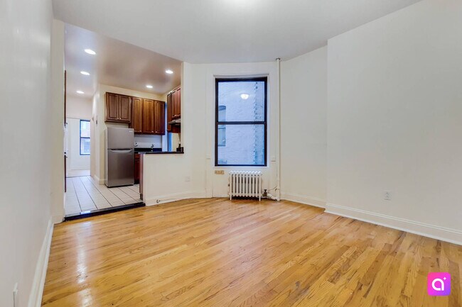 Foto del edificio - 211 W 80th St