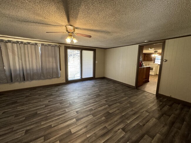 Foto del edificio - 2244 Vannoy Rd