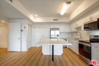 Foto del edificio - 12655 Bluff Creek Dr