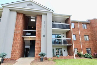 Building Photo - 1116 Blue Ridge Dr