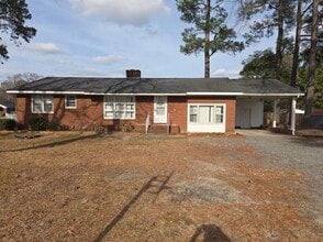 Building Photo - 201 Holly Rd