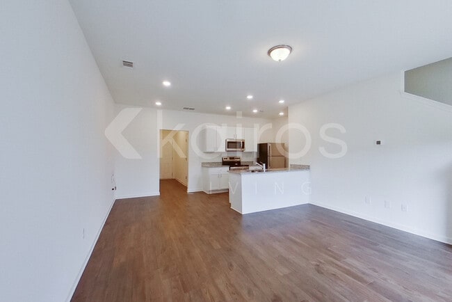 Building Photo - 115 Dudley Wy