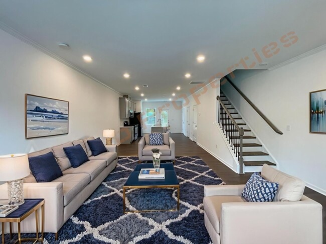 Building Photo - Brand New 2BR/3BA Townhome in Prime Apex L...