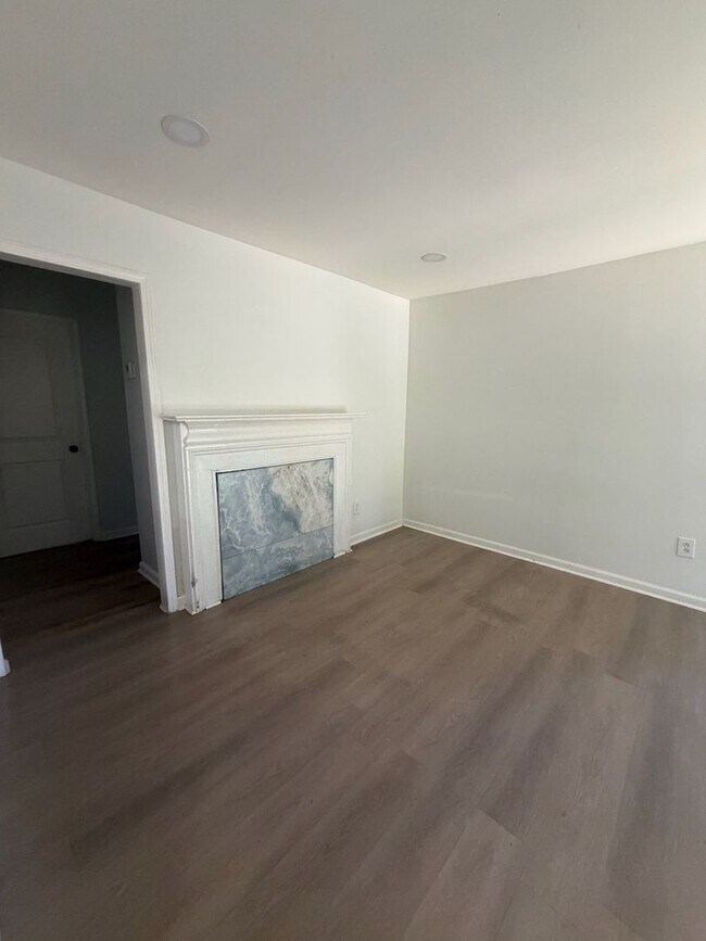 Foto del edificio - 505-507 Birney St NE