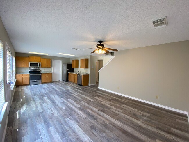 Foto del edificio - Beautiful 3/2 home in Hunters Mill!