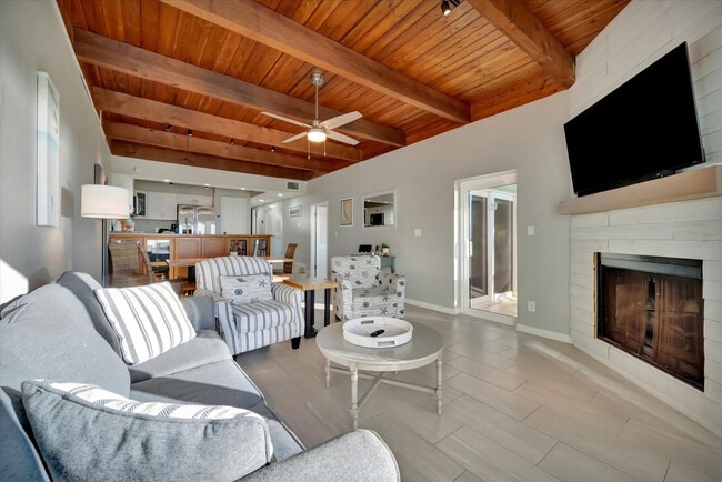 Foto del edificio - 19530 Gulf Blvd