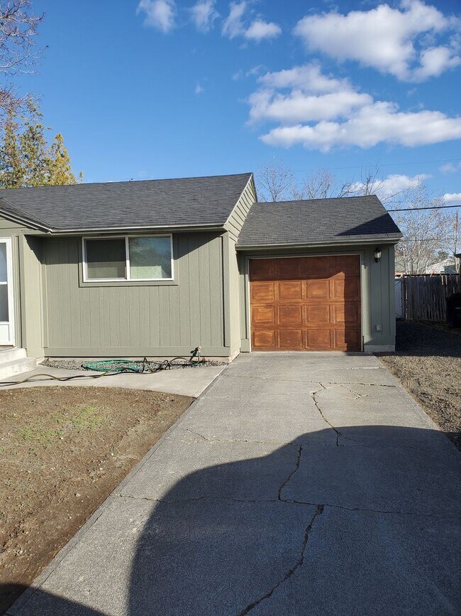 4 br, 2 bath House 911 S Ironwood Drive House Rental in Moses Lake