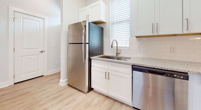 Foto del edificio - 6 Weeks Free | Detached Garage | Georgetow...
