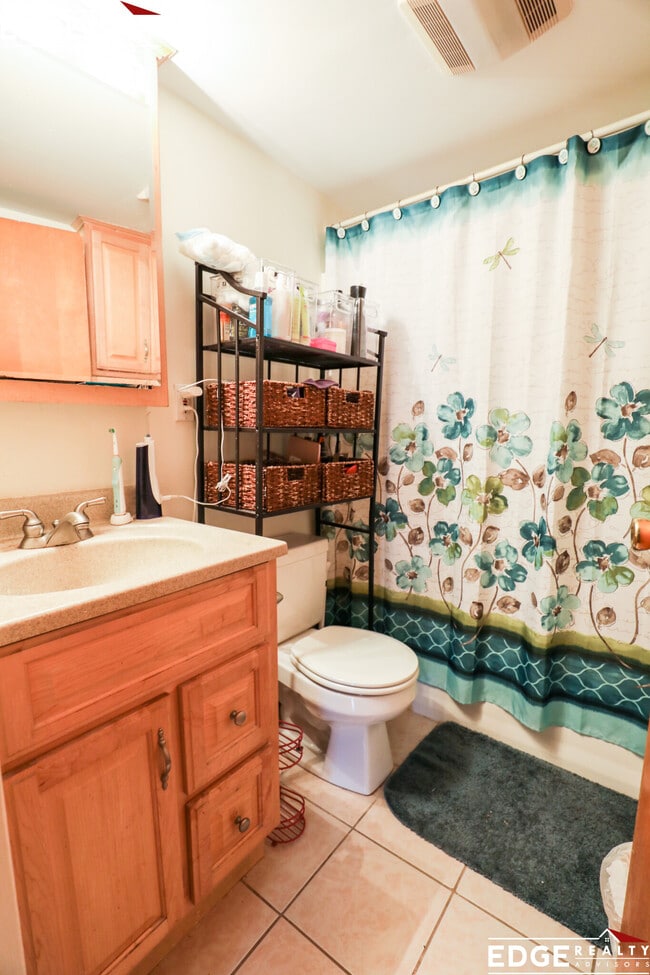 Foto del edificio - 11 Commonwealth Ct