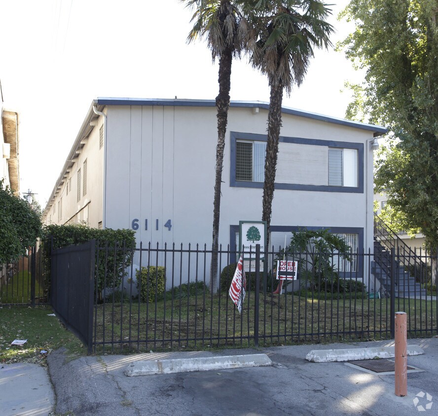 Building Photo - 6114 Cahuenga Blvd