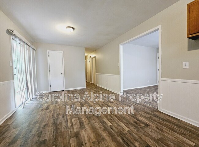 Foto del edificio - 3417 Crenshaw Ct