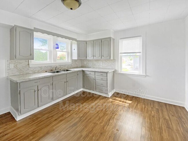 Foto del edificio - 110 Fairview Drive