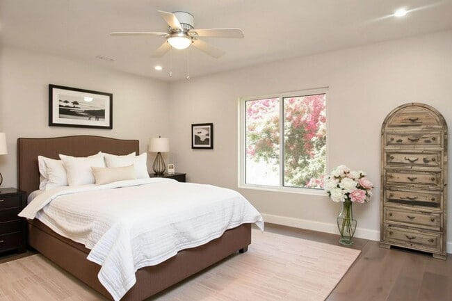 Foto del edificio - Half Off! 3 Bedroom, 2 Bathroom + Bonus Ro...