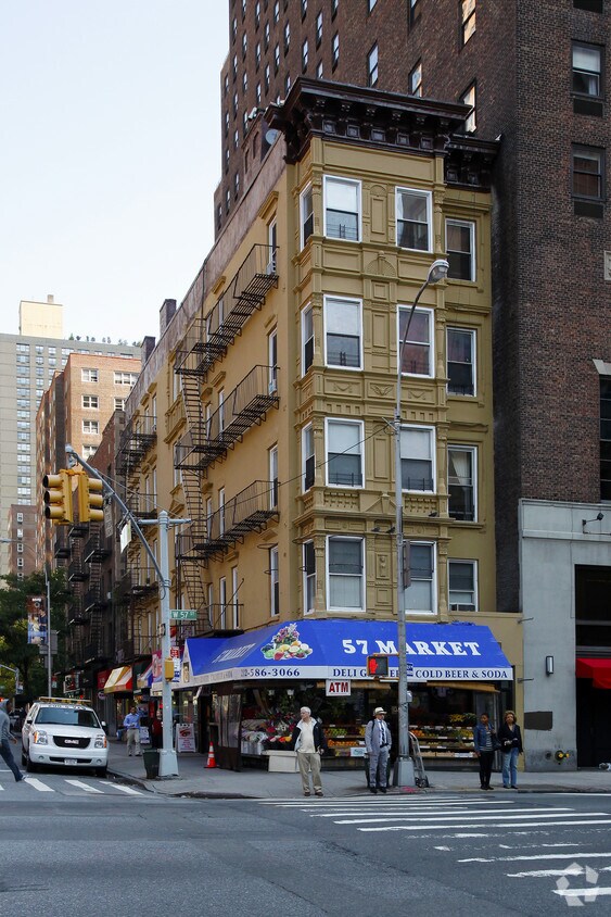 Building Photo - 880-886 Ninth Ave