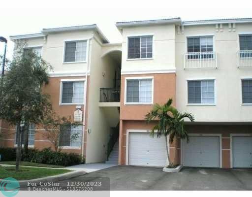 Foto del edificio - 1203 Myrtlewood Cir W