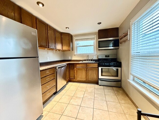 Photo - 1719 William Howard Taft Rd Apartment