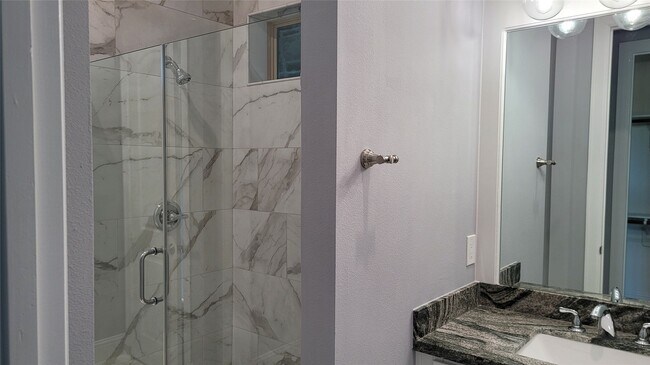 Foto del edificio - 9729 Neuens Rd