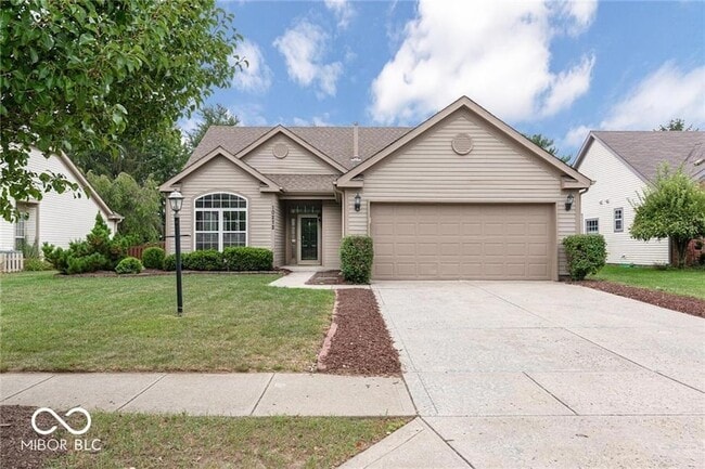 Building Photo - 10272 Lakeland Dr