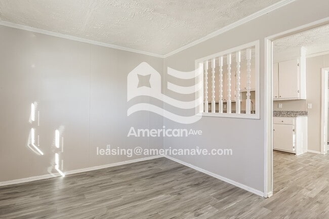 Building Photo - 24 Smythe St