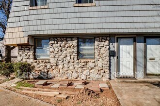 Building Photo - 6048 Northwest Expy