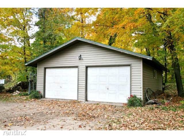Building Photo - 4 br, 2 bath House - 2487 170th St.