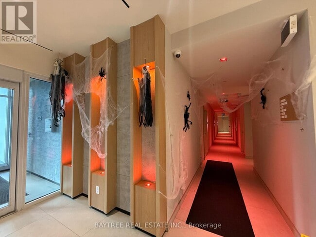 Building Photo - 5 Defries St