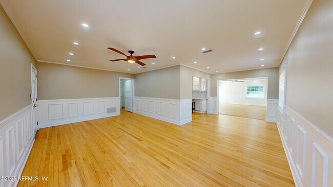 Building Photo - 1455 Riverbirch Ln