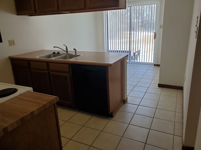 Foto del edificio - 808-810 Clinkscales Rd.